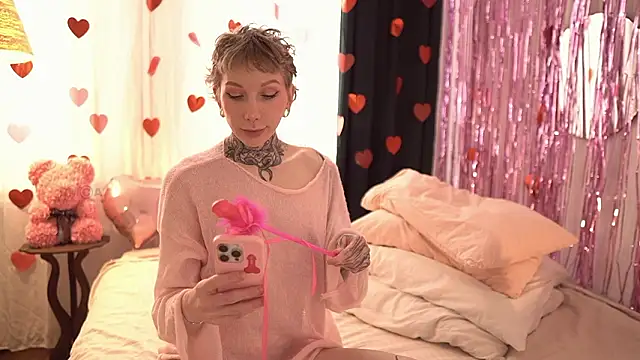 Snapshot of ifuckingtoy_ chatting on 02/14/26, 09:50 ifuckingtoy online show from 02/14/26, 09:50