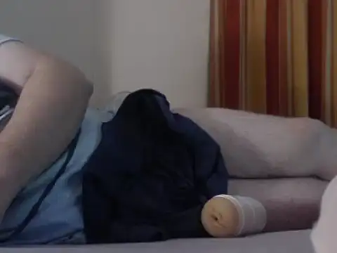 gentleman404040 online show from 12/23/24, 07:09