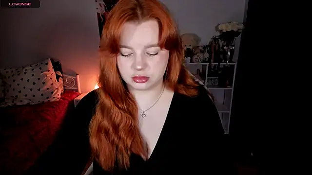  Lisa x online show from 11/16/25, 05:24