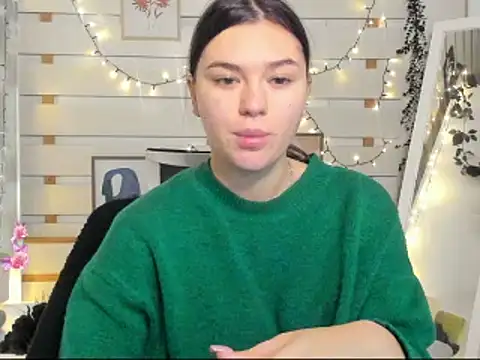 Josephine Kiss online show from 12/20/25, 02:13