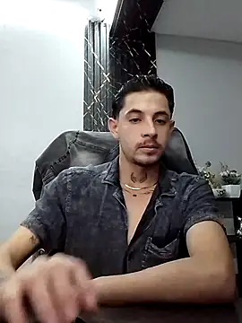 Erick Wall online show from 03/23/25, 04:38