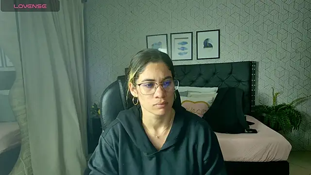 sussy  stone online show from 01/07/25, 12:20