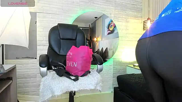 sussy  stone online show from 04/23/26, 12:15