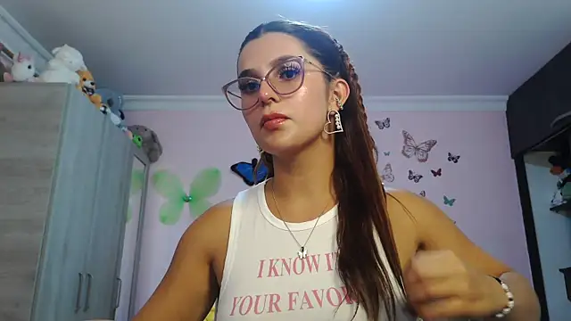 caroline jonson online show from 11/27/25, 10:01