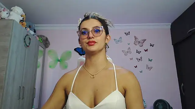 caroline jonson online show from 02/22/26, 09:13