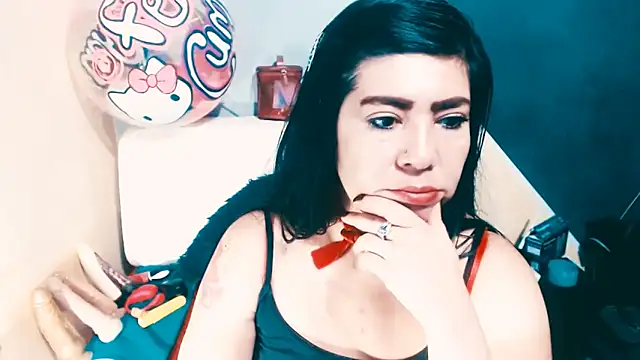 luisahott online show from 04/23/26, 04:09