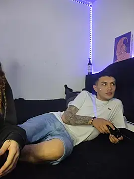 Tifanny Sweett online show from 11/14/25, 07:40