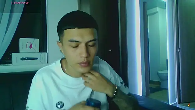 Tifanny Sweett online show from 01/10/26, 12:23