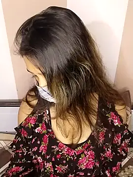 PRINCESS ZANNAT online show from 03/05/25, 06:23