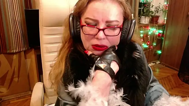 Miss Tress online show from 05/15/26, 04:58