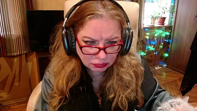 Miss Tress online show from 05/16/26, 10:36