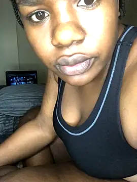 Snapshot of NissyxSawee chatting on 09/18/25, 04:03 NissyxSawee online show from 09/18/25, 04:03