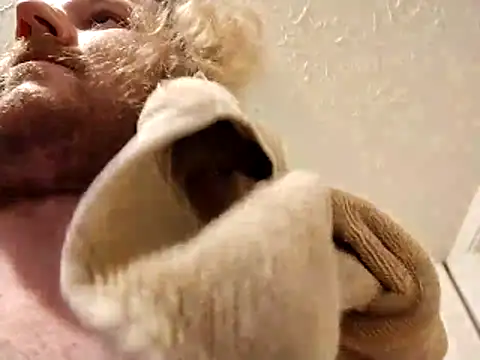 Snapshot of Barrentine88 chatting on 03/01/26, 04:42 Barrentine88 online show from 03/01/26, 04:42