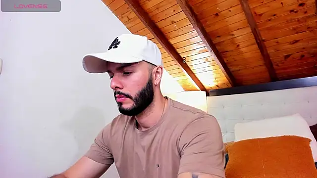 Tom Bailey online show from 10/11/25, 12:36