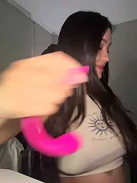 MisFrekcles  online show from 04/15/26, 09:38