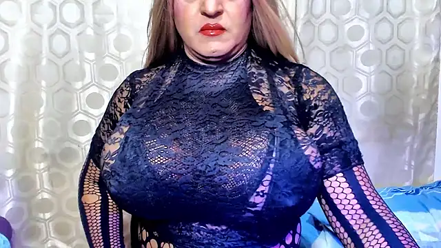 Snapshot of alessia_hot69 chatting on 02/01/25, 02:26 alessia hot69 online show from 02/01/25, 02:26