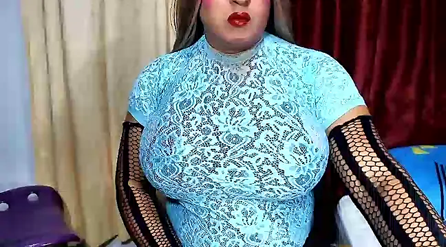 Snapshot of alessia_hot69 chatting on 03/15/25, 02:45 alessia hot69 online show from 03/15/25, 02:45