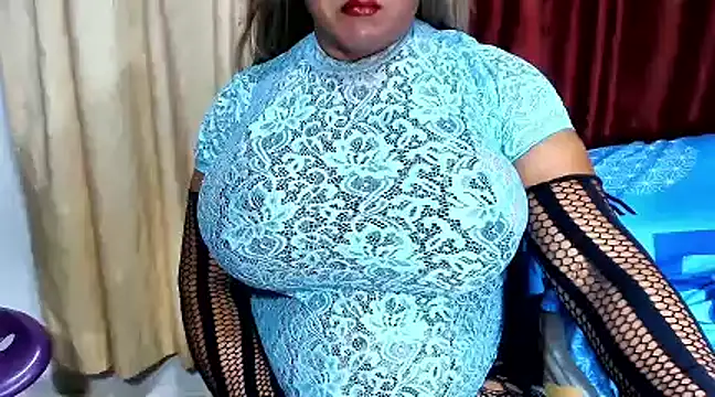 Snapshot of alessia_hot69 chatting on 03/21/25, 05:54 alessia hot69 online show from 03/21/25, 05:54