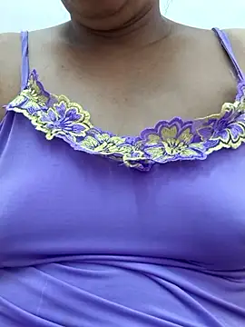 Lanyingxin18 online show from 05/12/26, 12:46