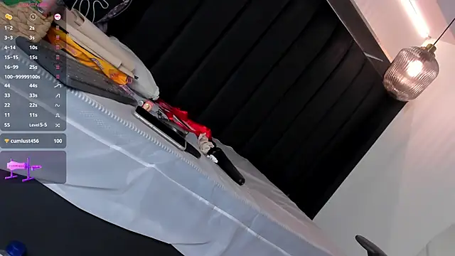 AllisonRoberts  online show from 01/28/25, 11:07