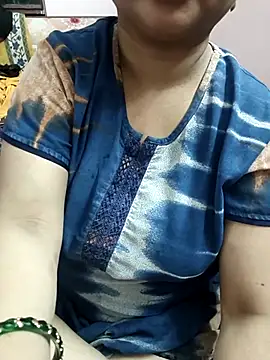 Snapshot of cuteyqueen chatting on 09/13/25, 01:55 cuteyqueen online show from 09/13/25, 01:55