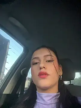 Snapshot of AbbyMillerrr chatting on 01/10/25, 10:36 AbbyMillerrr online show from 01/10/25, 10:36