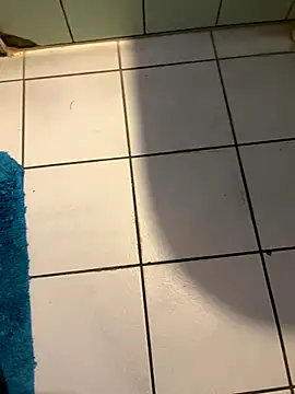 Snapshot of Kemenyfasz93 chatting on 11/04/25, 03:00 Kemenyfasz93 online show from 11/04/25, 03:00