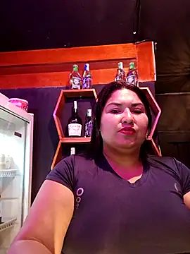 Snapshot of Marcela87 chatting on 02/16/25, 01:47 Marcela87 online show from 02/16/25, 01:47