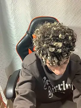 mateodeamjo online show from 01/03/25, 08:10