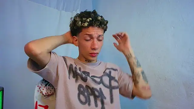 mateodeamjo online show from 04/15/26, 04:19