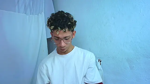 mateodeamjo online show from 04/23/26, 01:02