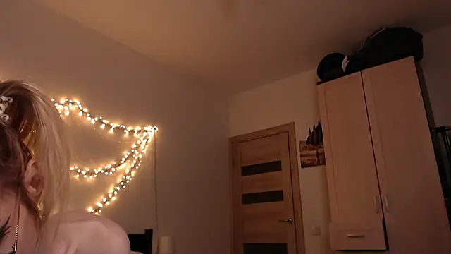 Snapshot of amber_quell_here chatting on 02/09/25, 05:22 amber quell here online show from 02/09/25, 05:22