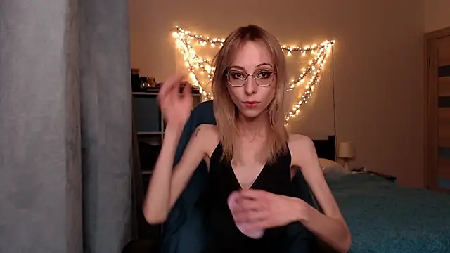 Snapshot of amber_quell_here chatting on 02/23/25, 02:25 amber quell here online show from 02/23/25, 02:25