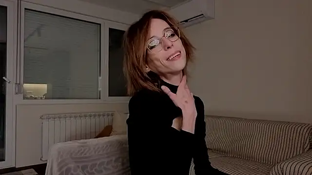 Snapshot of amber_quell_here chatting on 11/08/25, 04:18 amber quell here online show from 11/08/25, 04:18