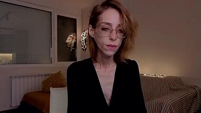 Snapshot of amber_quell_here chatting on 12/14/25, 04:23 amber quell here online show from 12/14/25, 04:23