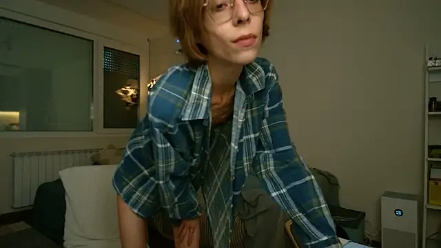 amber quell here online show from 06/29/26, 05:24