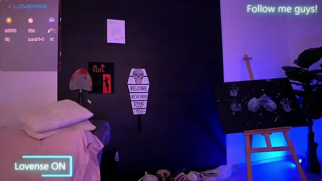 AriaVoss online show from 10/28/25, 09:50