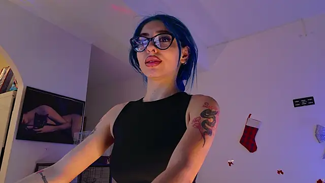 AriaVoss online show from 12/21/25, 12:29