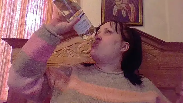  squirty cum lady  online show from 02/15/26, 02:03