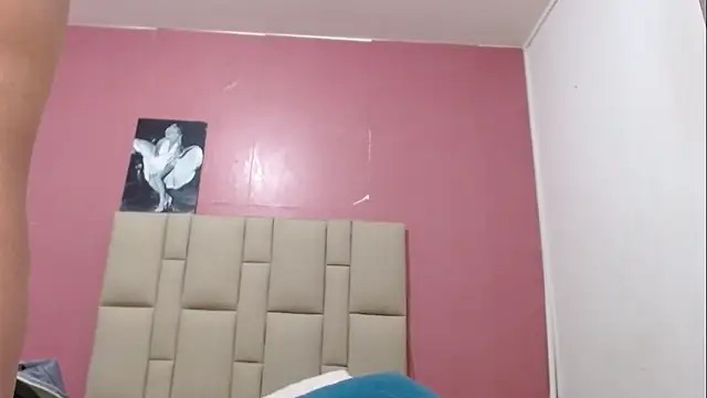 Snapshot of Amelia_Debora_Antonella chatting on 02/05/25, 03:52 Amelia Debora Antonella online show from 02/05/25, 03:52