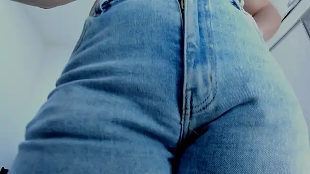 Amelia Debora Antonella online show from 03/15/26, 01:28