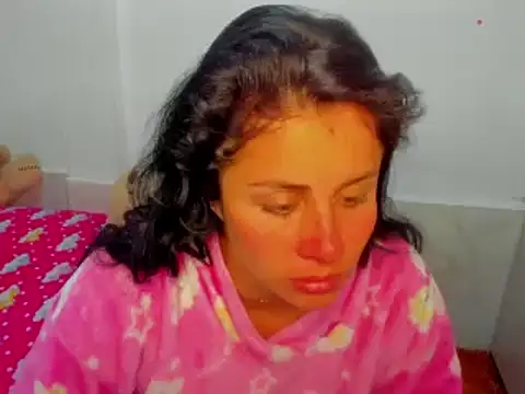 Snapshot of Dana_Jeins chatting on 02/03/25, 01:40 Dana Jeins online show from 02/03/25, 01:40