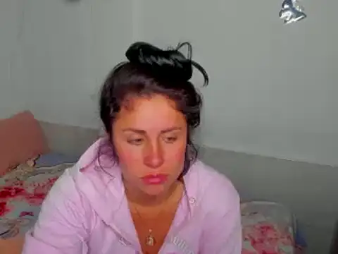 Snapshot of Dana_Jeins chatting on 02/10/25, 03:42 Dana Jeins online show from 02/10/25, 03:42