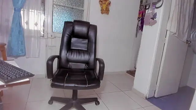 Snapshot of Dana_Jeins chatting on 02/09/26, 01:37 Dana Jeins online show from 02/09/26, 01:37