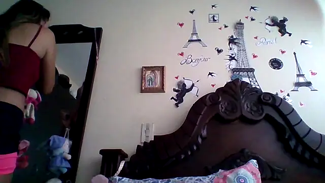 trianabell online show from 10/04/25, 04:49