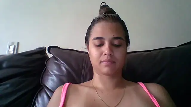 trianabell online show from 01/06/26, 04:32