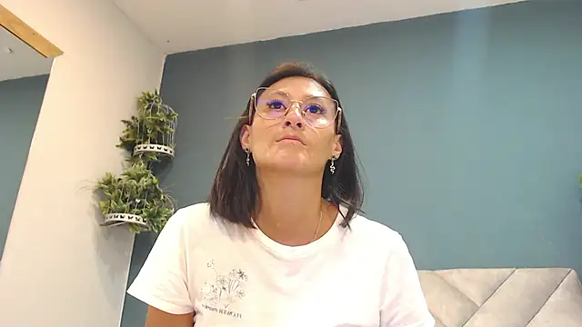 SharisWillian online show from 04/22/26, 03:31