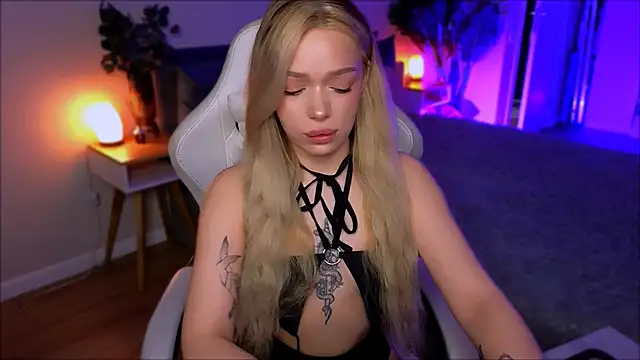 Lily Yin online show from 04/05/26, 06:10