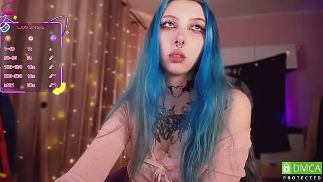 Snapshot of JustMeowGirl chatting on 11/30/25, 05:22 JustMeowGirl online show from 11/30/25, 05:22