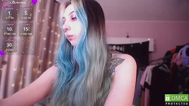 JustMeowGirl online show from 03/27/26, 04:40